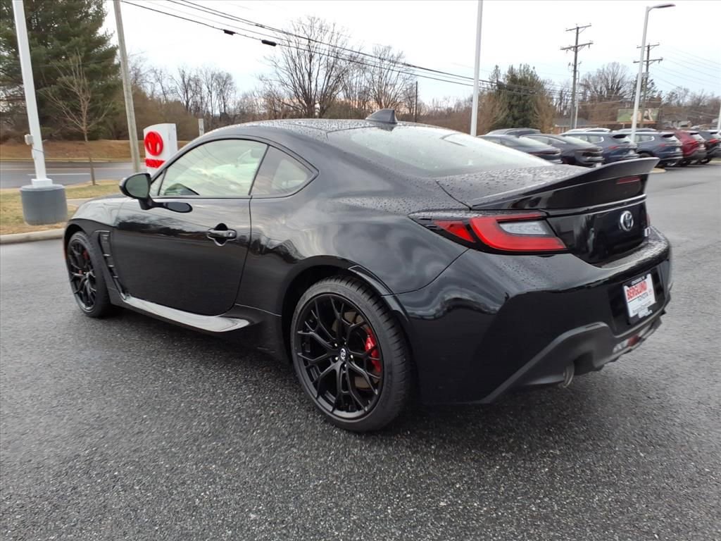 New 2025 Toyota GR86 Premium image 7