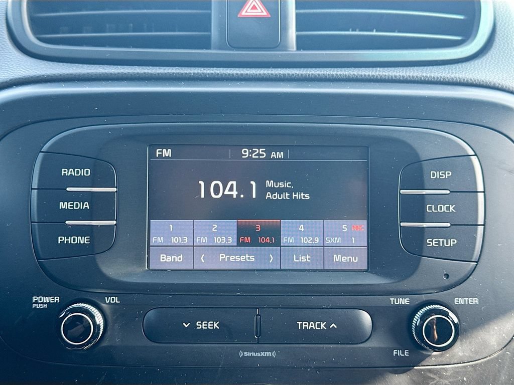 Used 2017 Kia Soul + FWD image 14