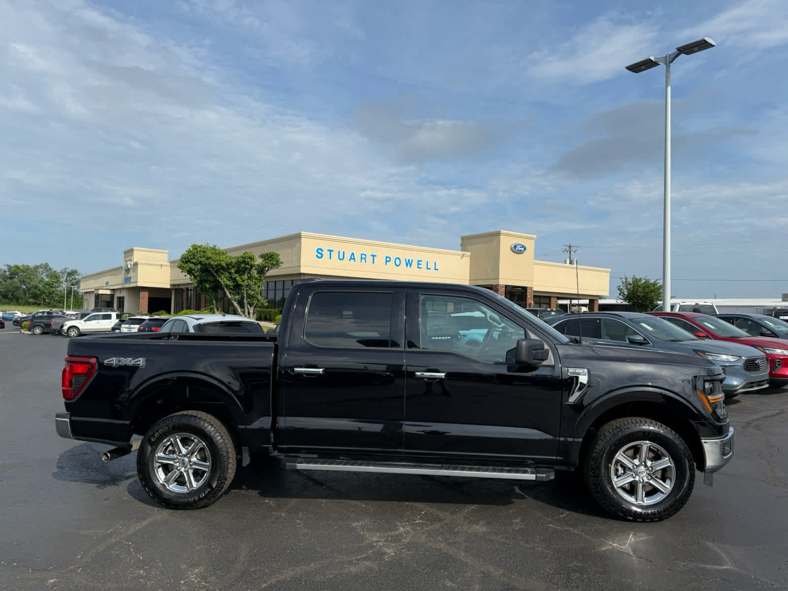 Used 2025 Ford F150 XLT w/ Equipment Group 301A Standard AWD/4WD image 18