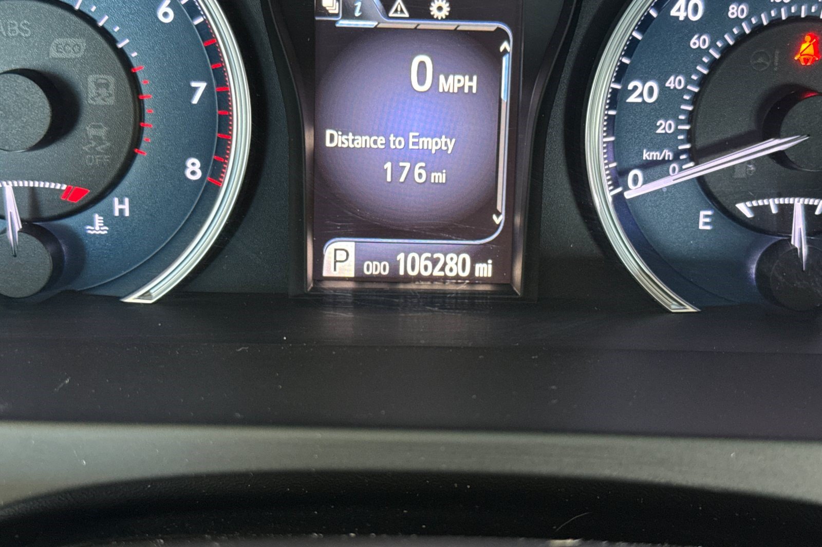 Used 2016 Toyota Camry LE FWD image 34