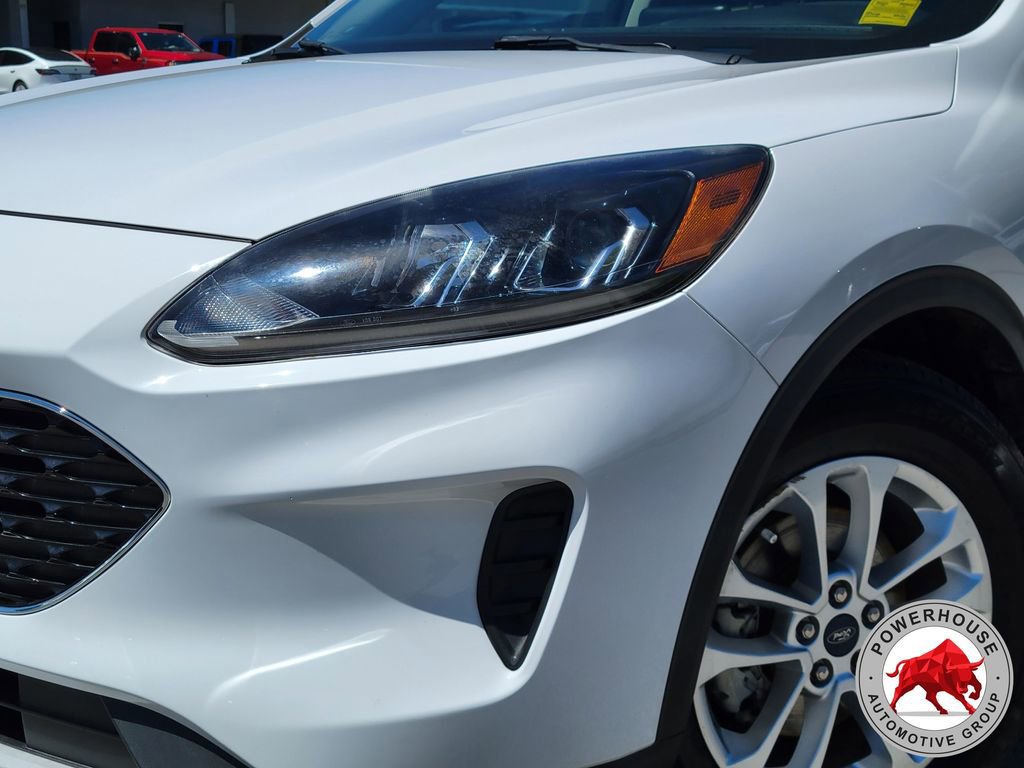 Used 2020 Ford Escape SE FWD image 11