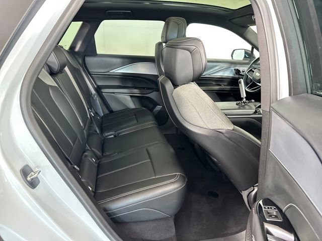 Used 2024 Cadillac Lyriq Tech image 27