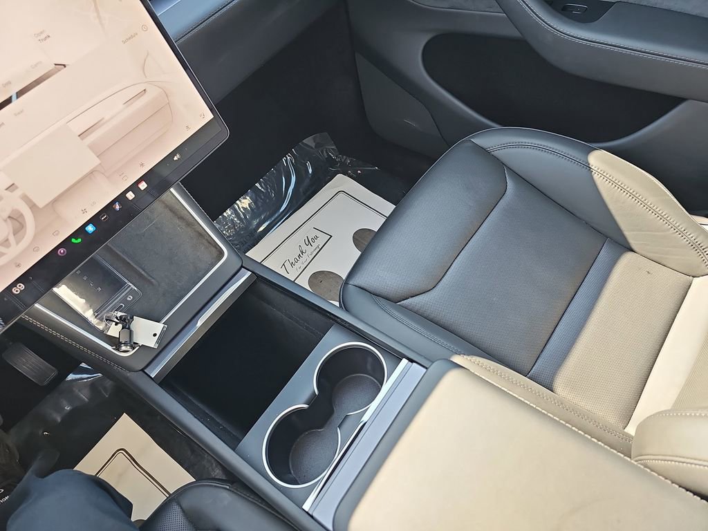 Used 2026 Tesla Model Y 2WD image 29