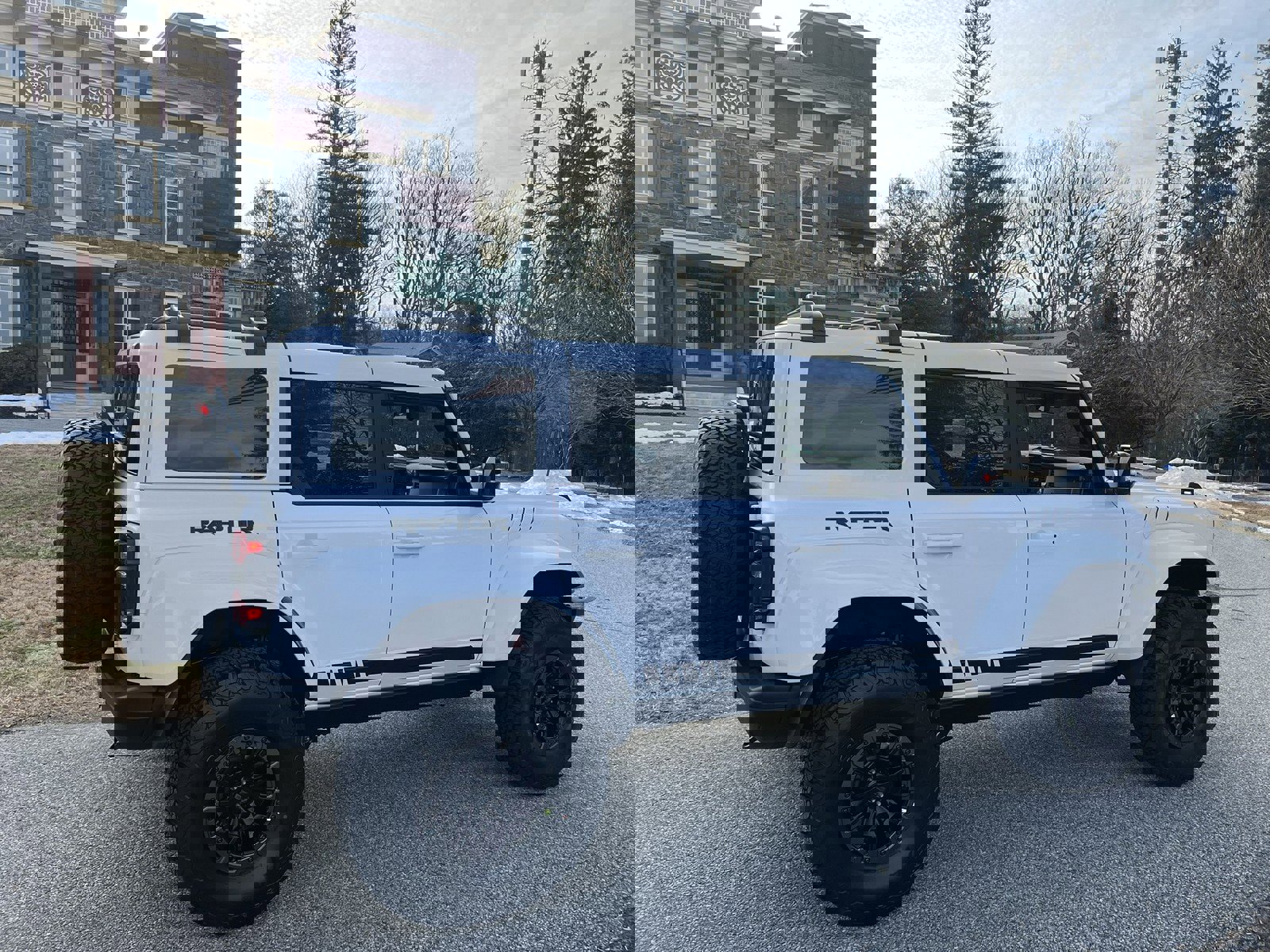 Used 2024 Ford Bronco Raptor w/ Interior Carbon Fiber Pack 6 image 11