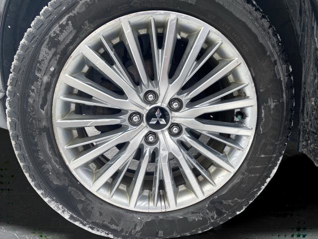 Used 2019 Mitsubishi Outlander SEL image 21