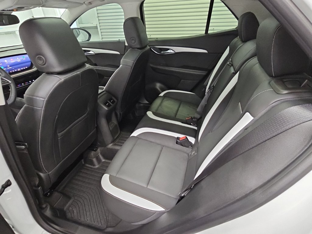 Used 2026 Buick Envision Sport Touring AWD/4WD image 33