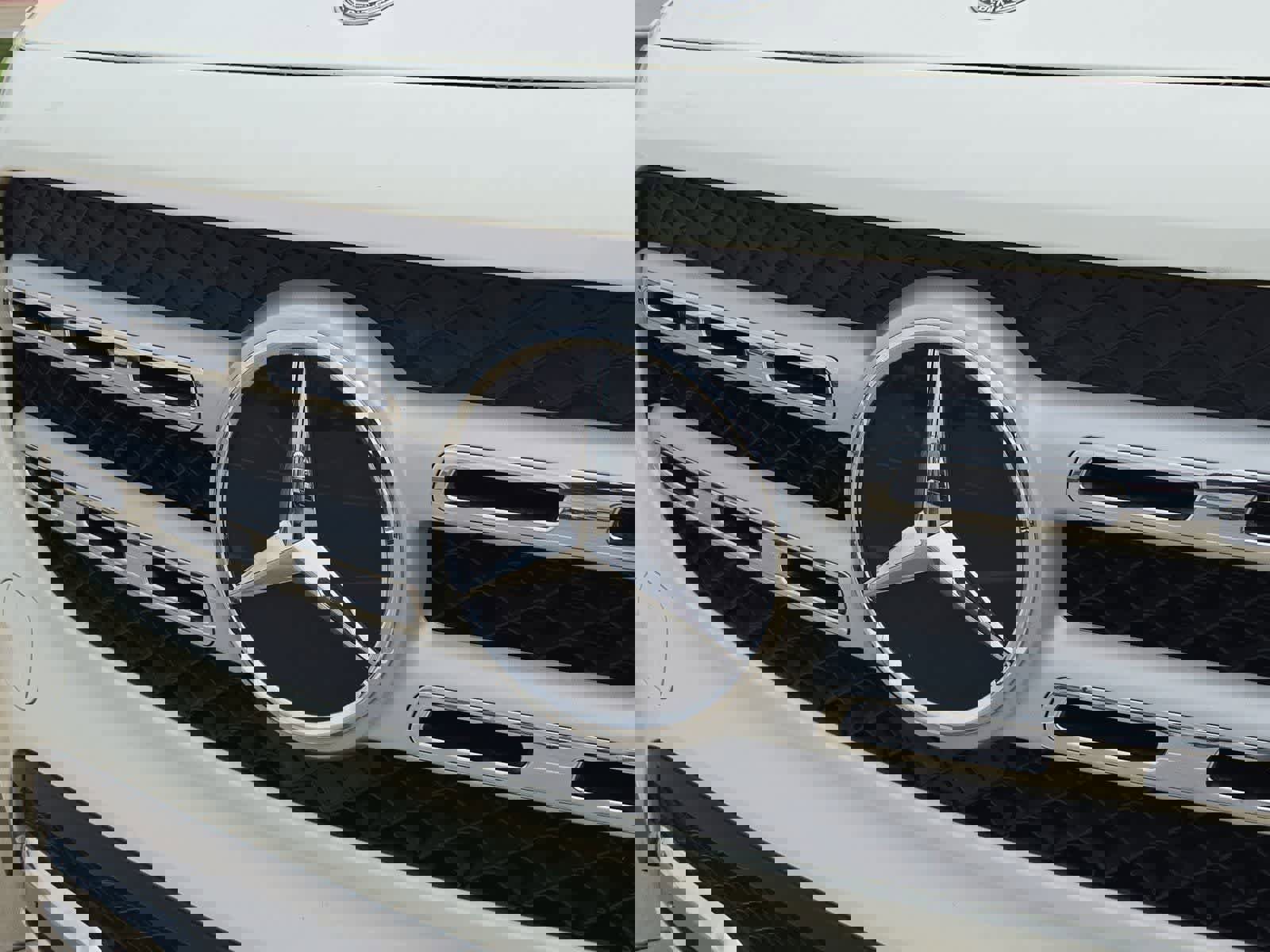 Used 2022 Mercedes-Benz GLB 250 image 11