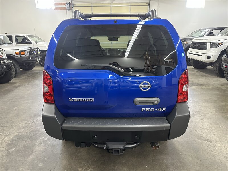 Used 2012 Nissan Xterra PRO-4X AWD/4WD image 4