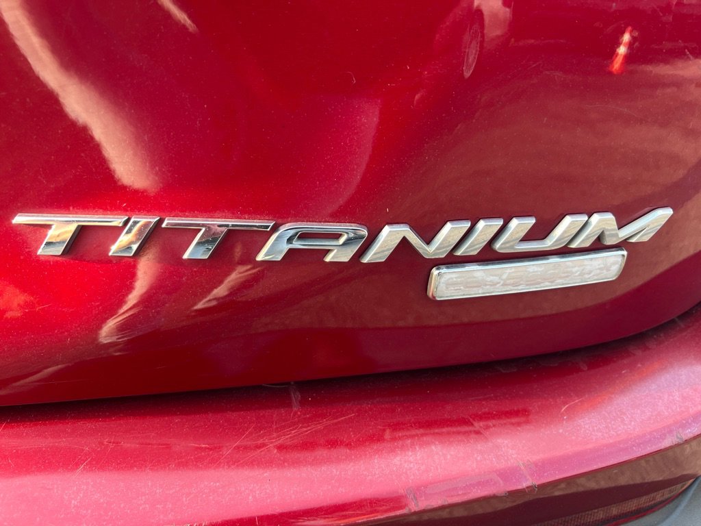 Used 2018 Ford Edge Titanium w/ Technology Package image 29