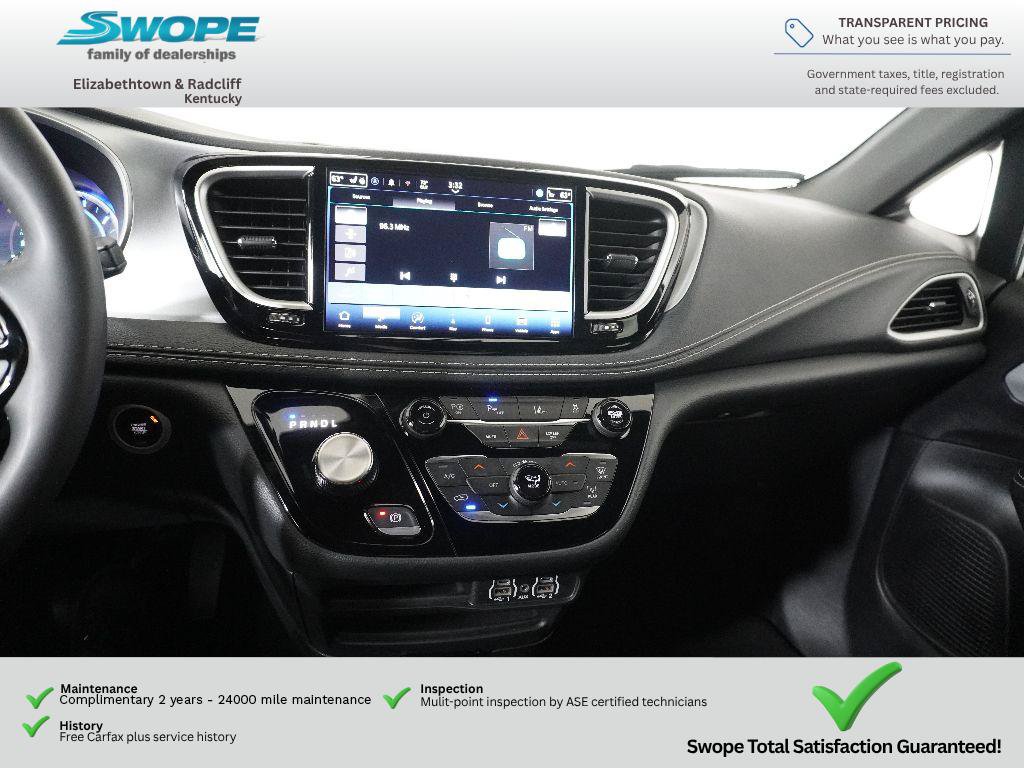 Used 2024 Chrysler Pacifica Limited FWD image 22