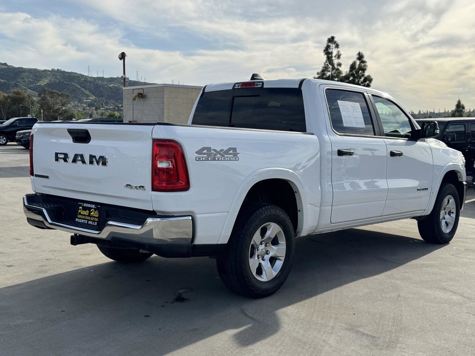 Used 2025 RAM 1500 Big Horn AWD/4WD image 6