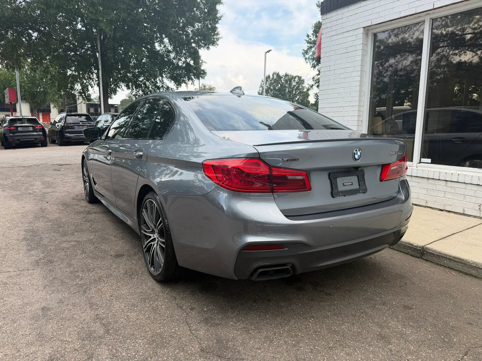 Used 2018 BMW M550i xDrive AWD/4WD image 7
