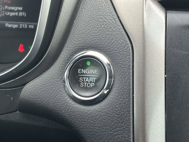 Used 2019 Ford Fusion SE image 32