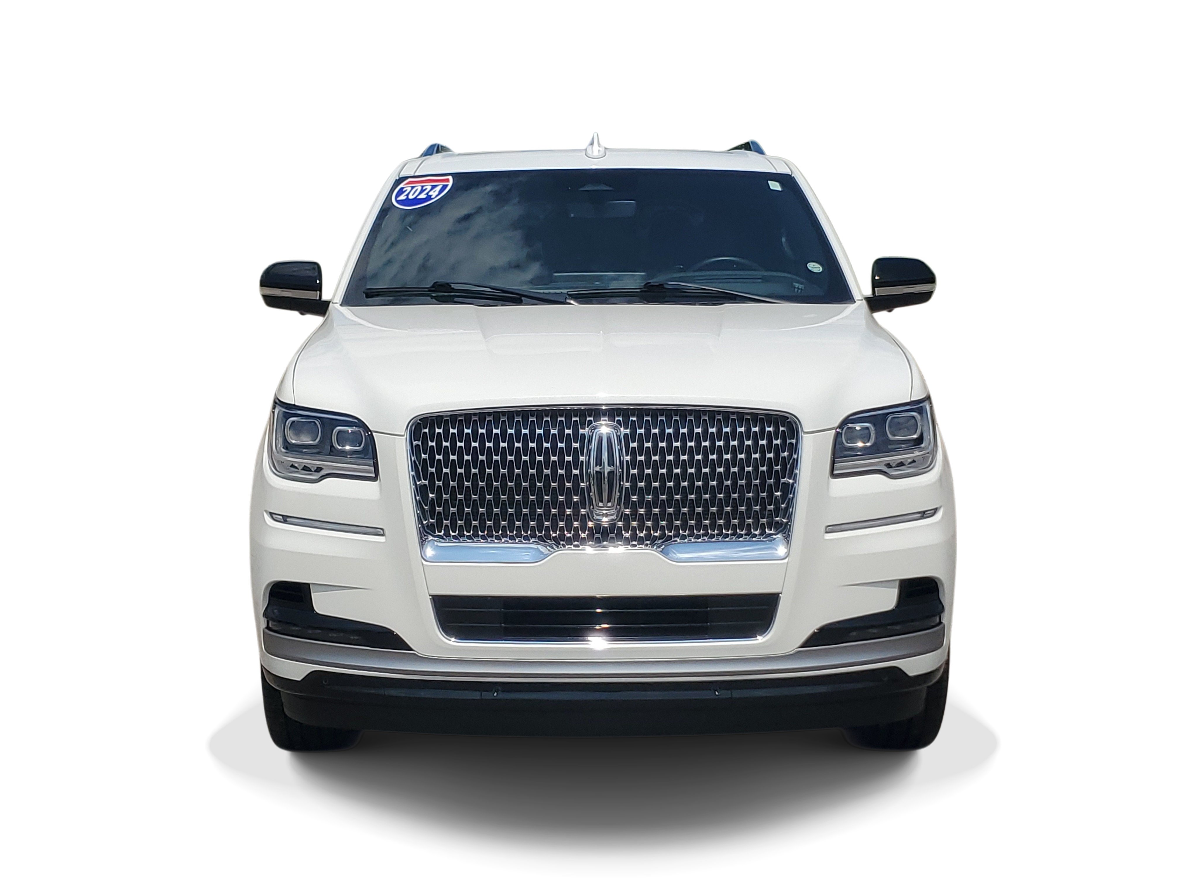 Used 2024 Lincoln Navigator Reserve AWD/4WD image 2