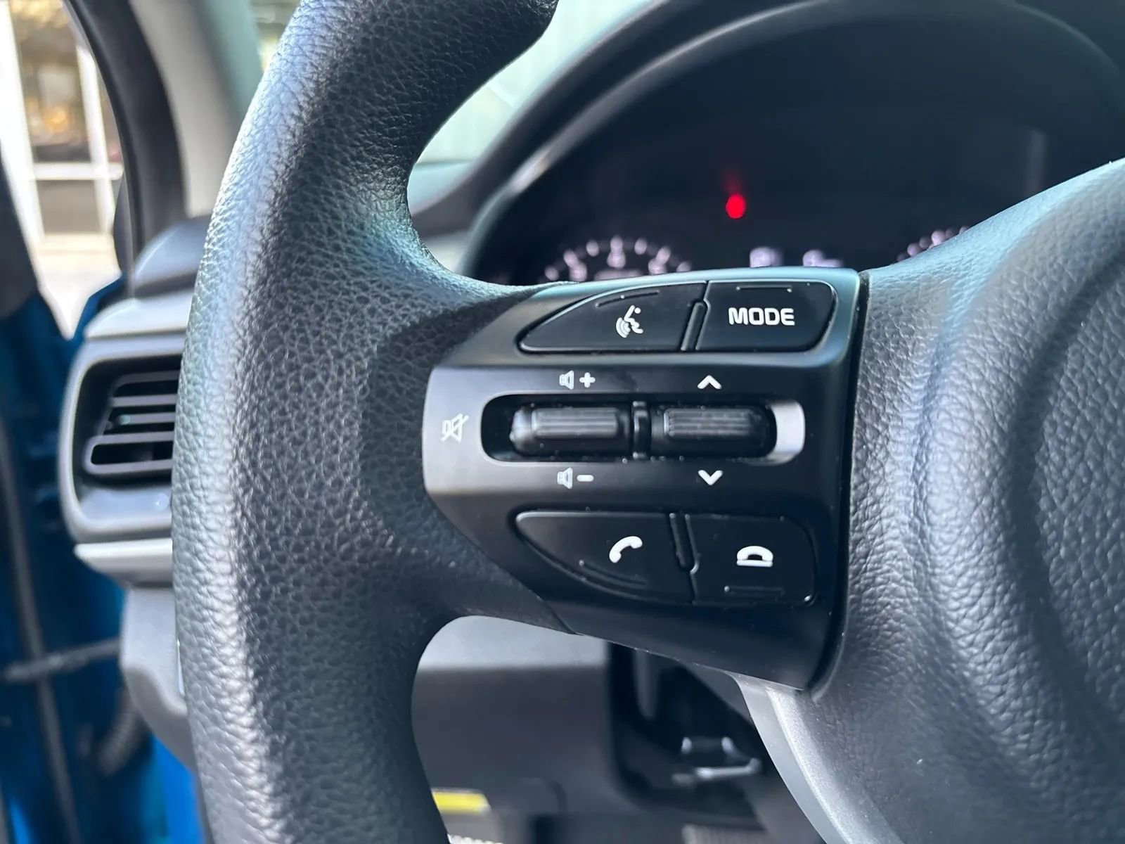 Used 2022 Kia Rio S FWD image 16