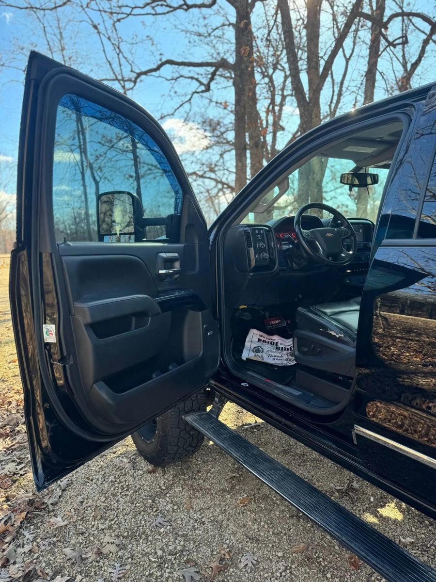 Used 2015 Chevrolet Silverado 2500 LTZ w/ Duramax Plus Package image 16