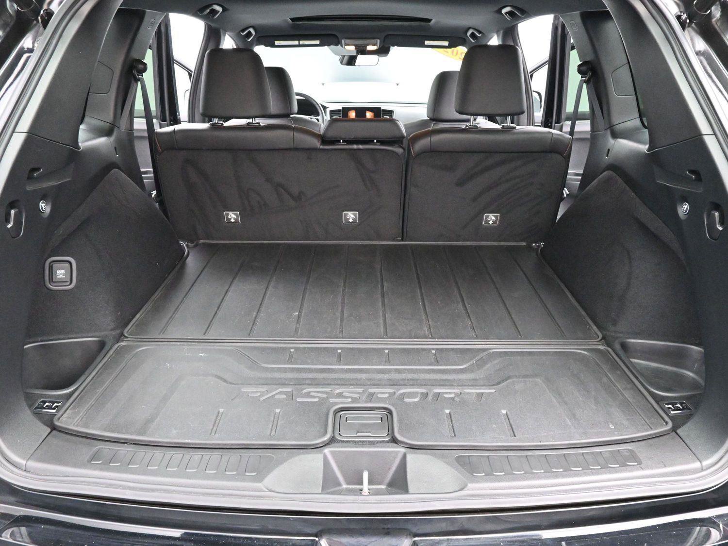 Used 2024 Honda Passport Black Edition image 9