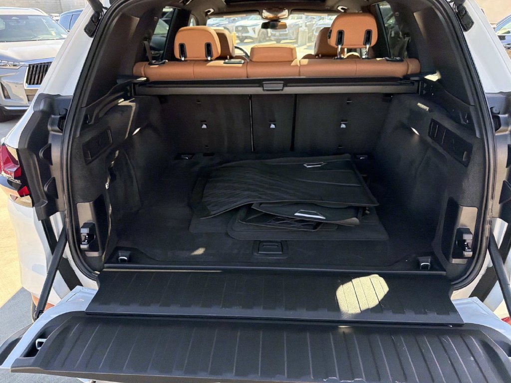 Used 2024 BMW X5 sDrive40i w/ Parking Assistance Package RWD image 6