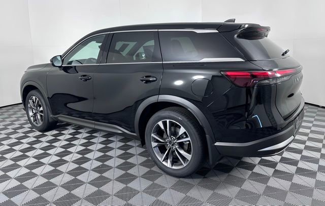 Certified 2026 INFINITI QX60 Pure w/ Cargo Package FWD image 5