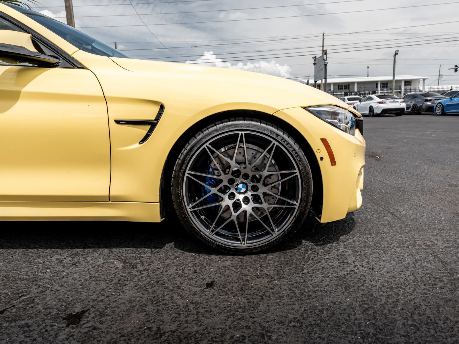 Used 2019 BMW M4 Coupe w/ Competition Package RWD image 12