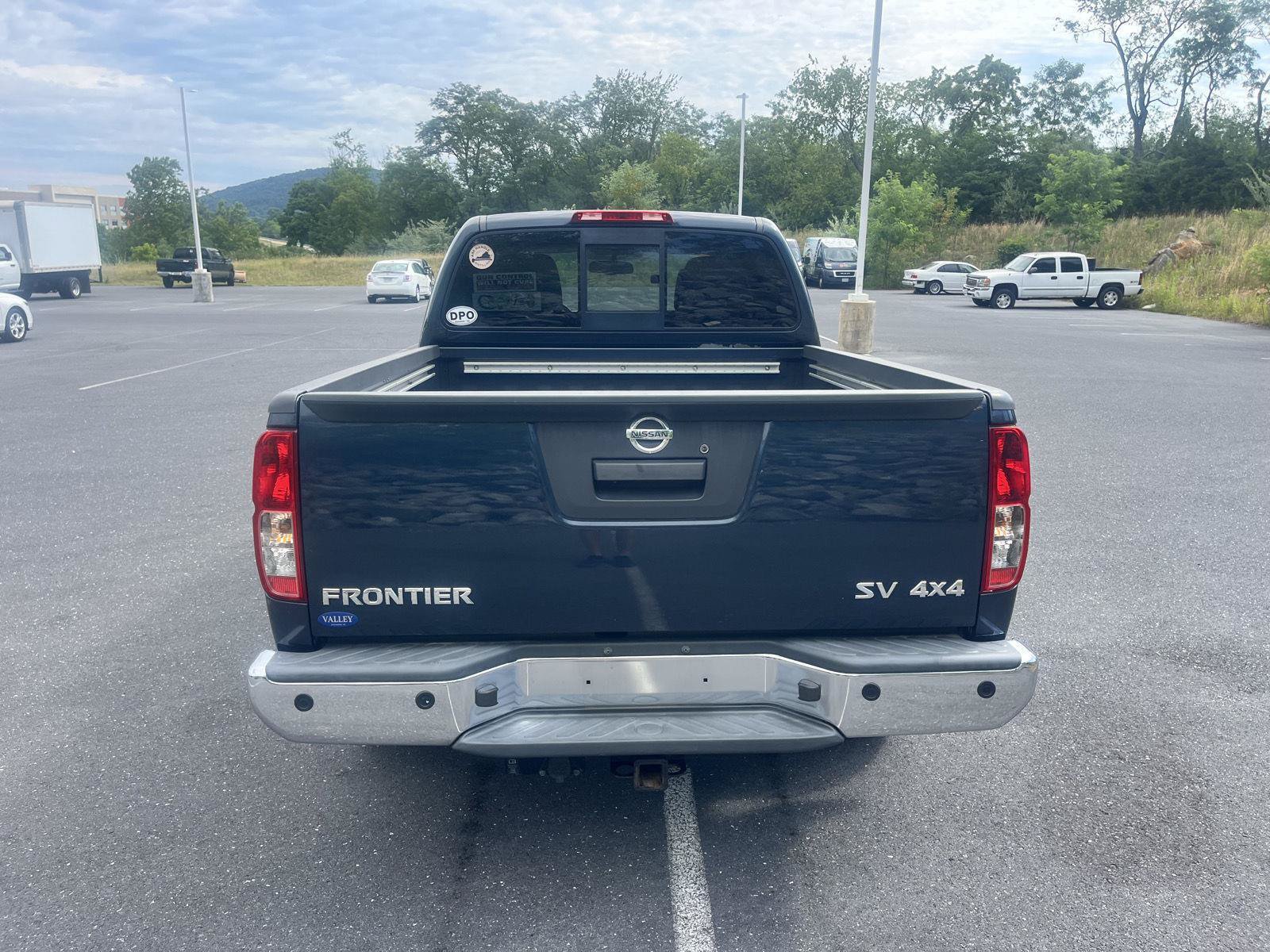 Used 2019 Nissan Frontier SV w/ Value Truck Package AWD/4WD image 6