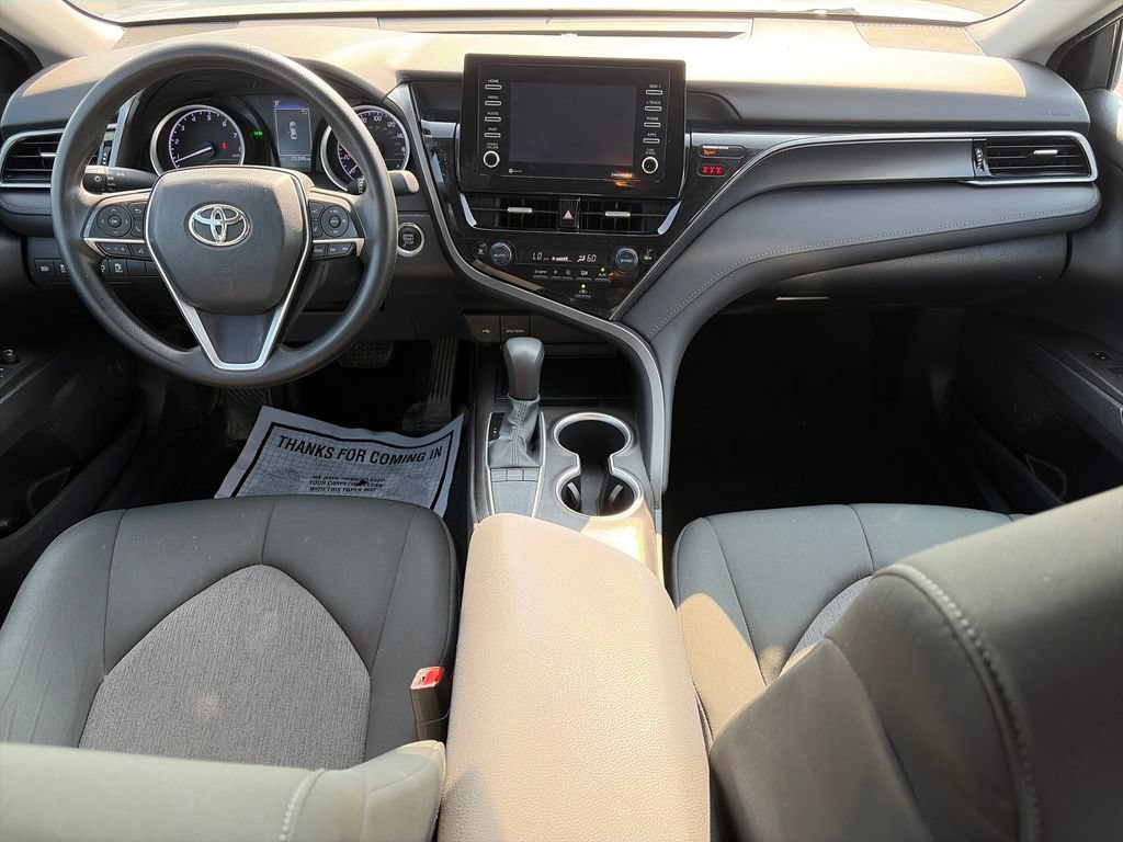 Used 2022 Toyota Camry LE w/ Convenience Package FWD image 11