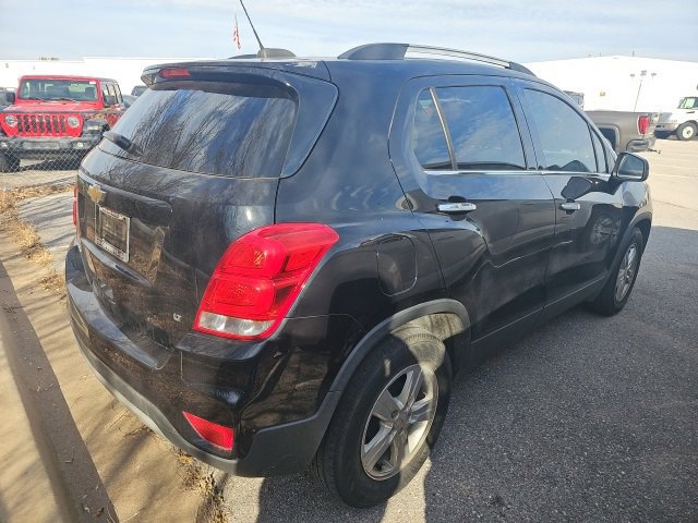 Used 2019 Chevrolet Trax LT w/ LT Convenience Package image 5