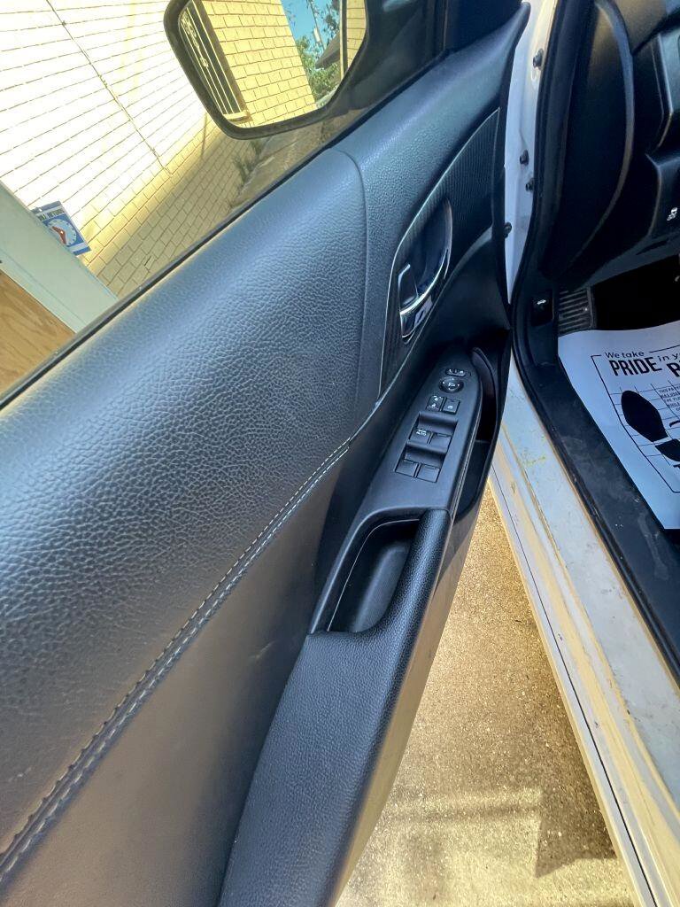 Used 2016 Honda Accord Sport image 14