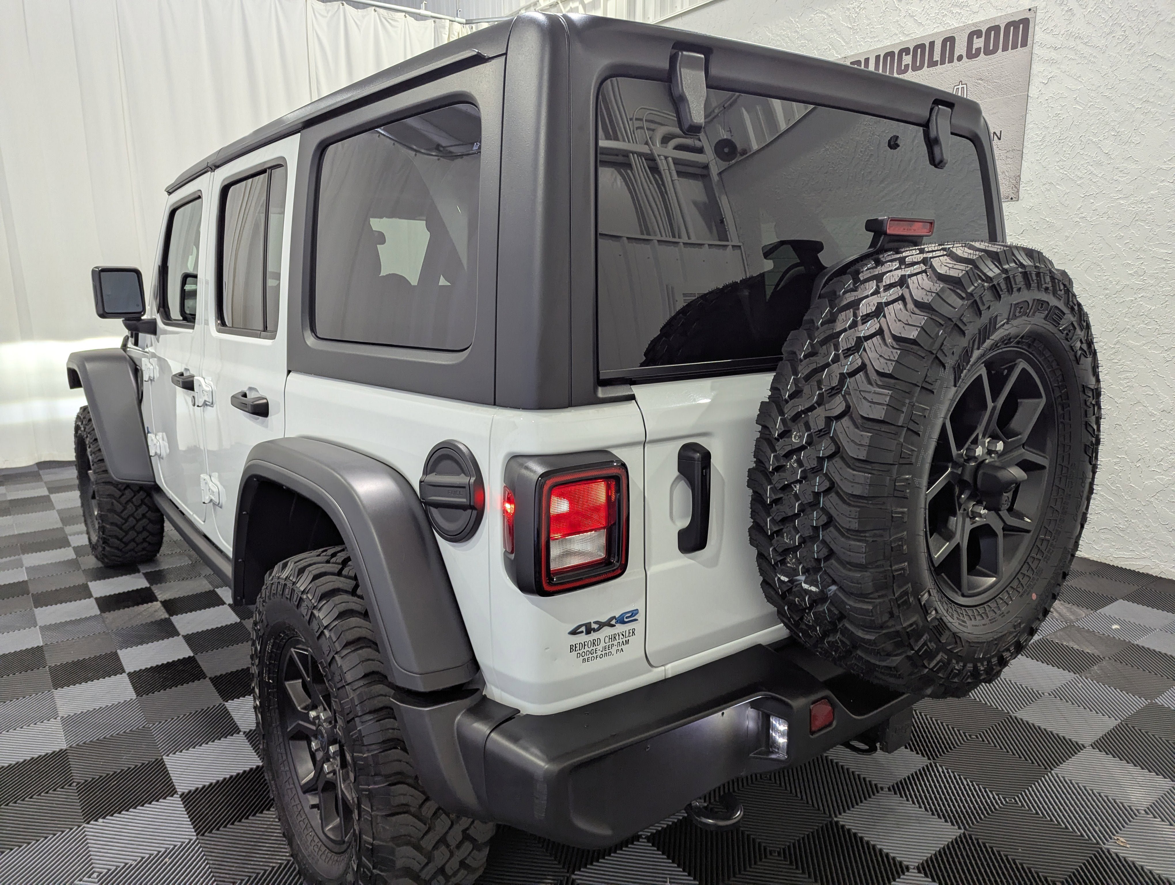 Used 2025 Jeep Wrangler Unlimited Sport S 4xe image 8