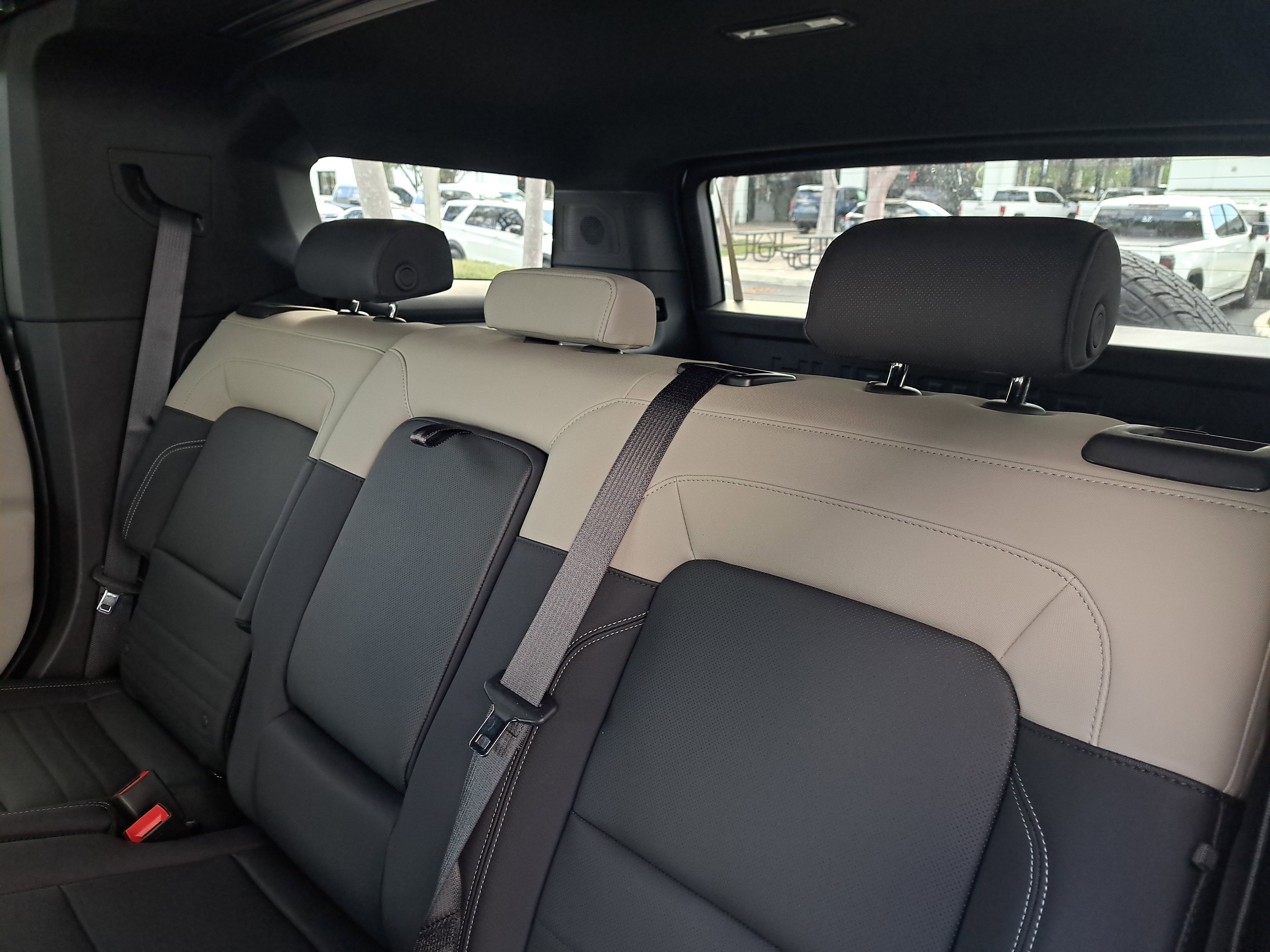 New 2026 GMC Hummer EV SUV image 12