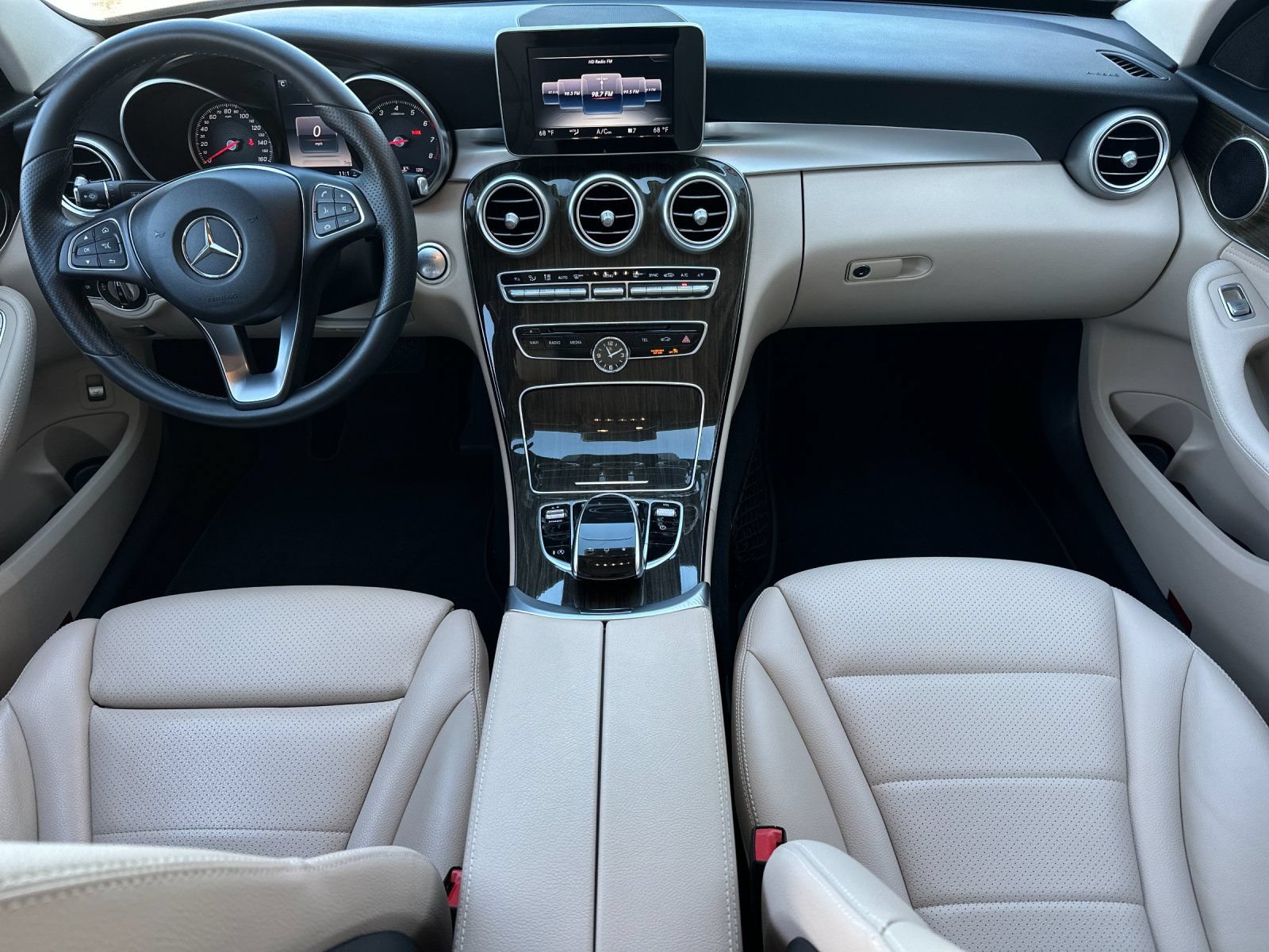 Used 2016 Mercedes-Benz C 300 4MATIC Sedan image 13