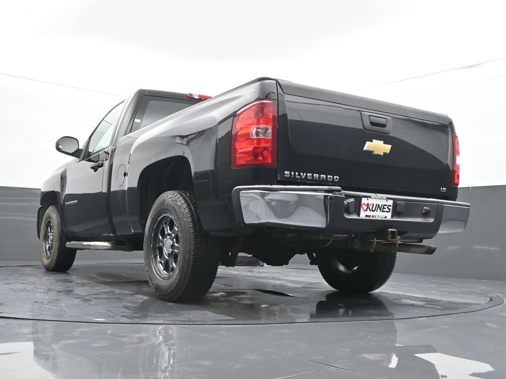 Used 2011 Chevrolet Silverado 1500 W/T w/ LS Package RWD image 44