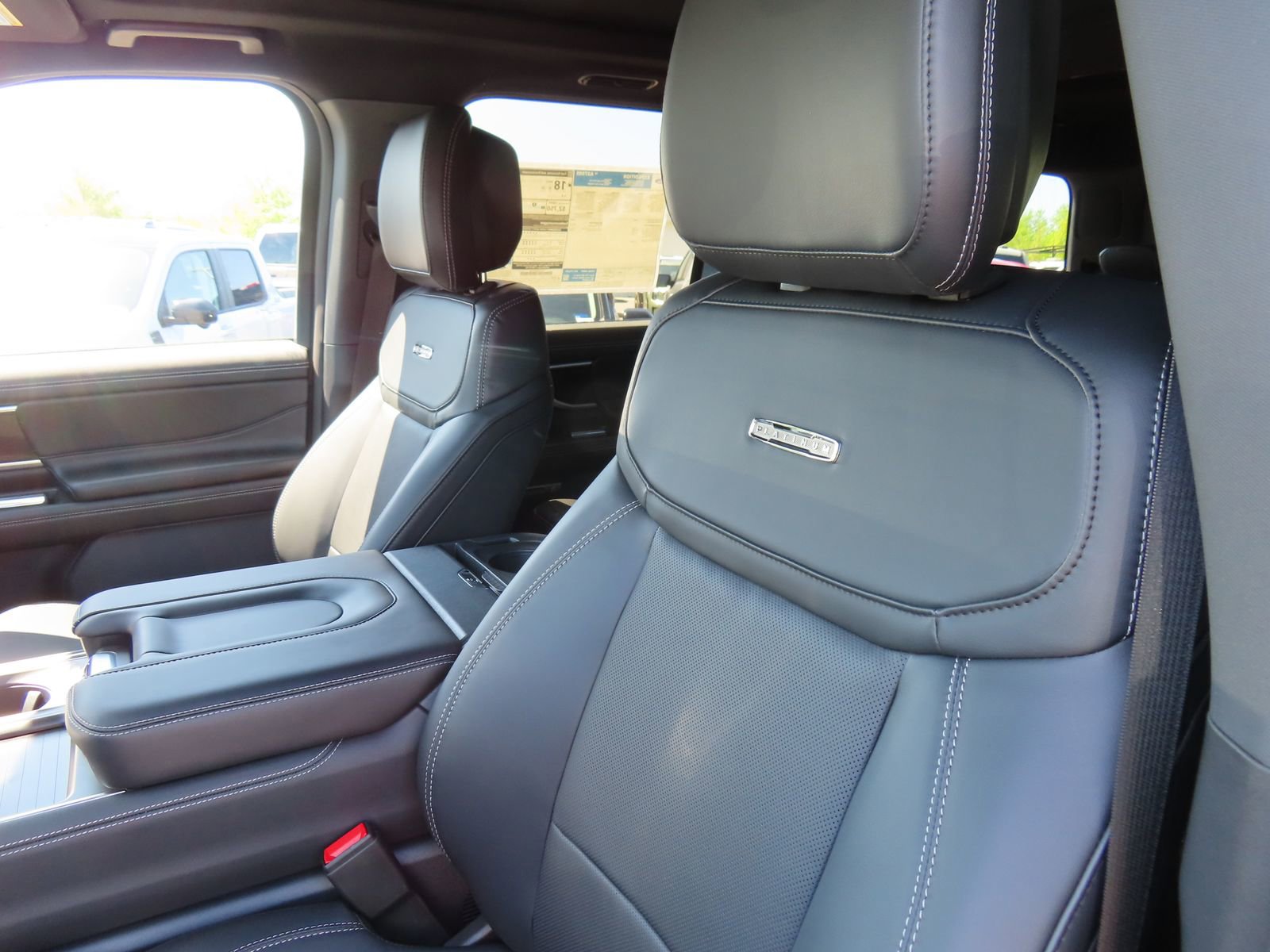 New 2026 Ford Expedition Platinum AWD/4WD image 18