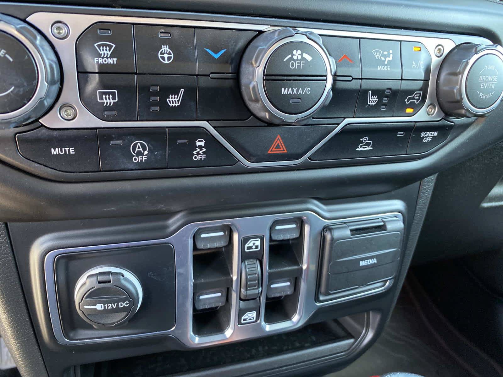 Used 2023 Jeep Wrangler Unlimited Sport AWD/4WD image 16