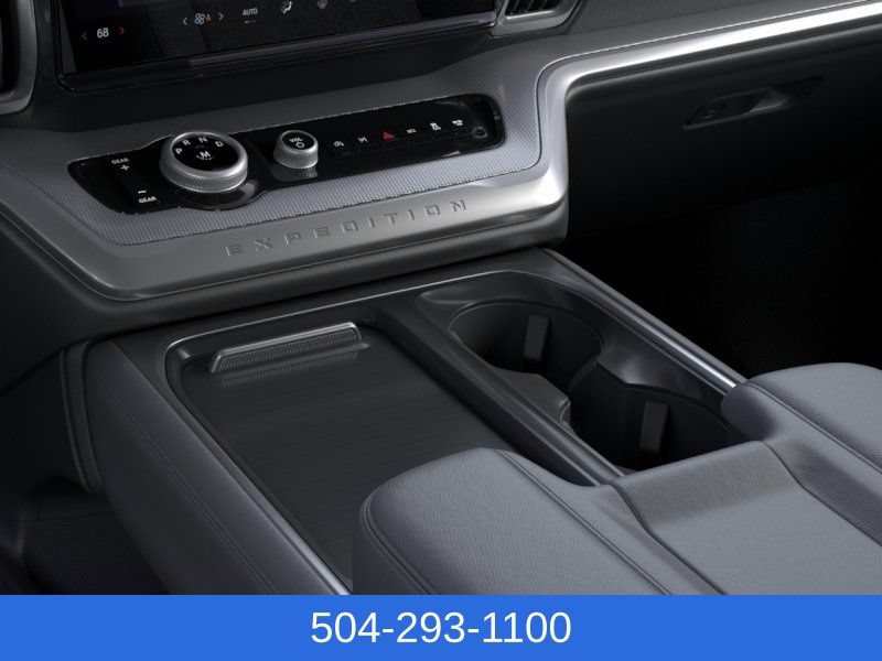 New 2026 Ford Expedition Active RWD image 17