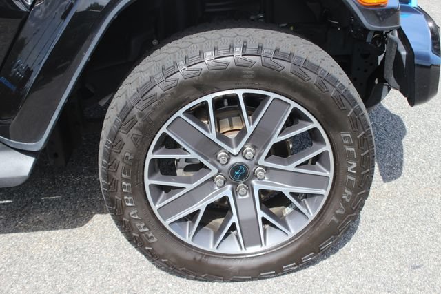 Used 2024 Jeep Wrangler High Altitude AWD/4WD image 37