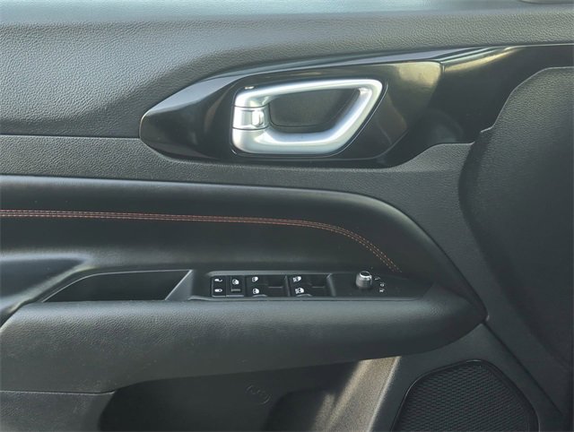 Certified 2023 Jeep Compass Trailhawk image 13