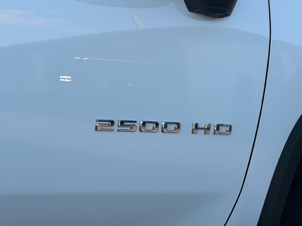 Used 2025 Chevrolet Silverado 2500 Custom w/ Custom Convenience Package RWD image 7