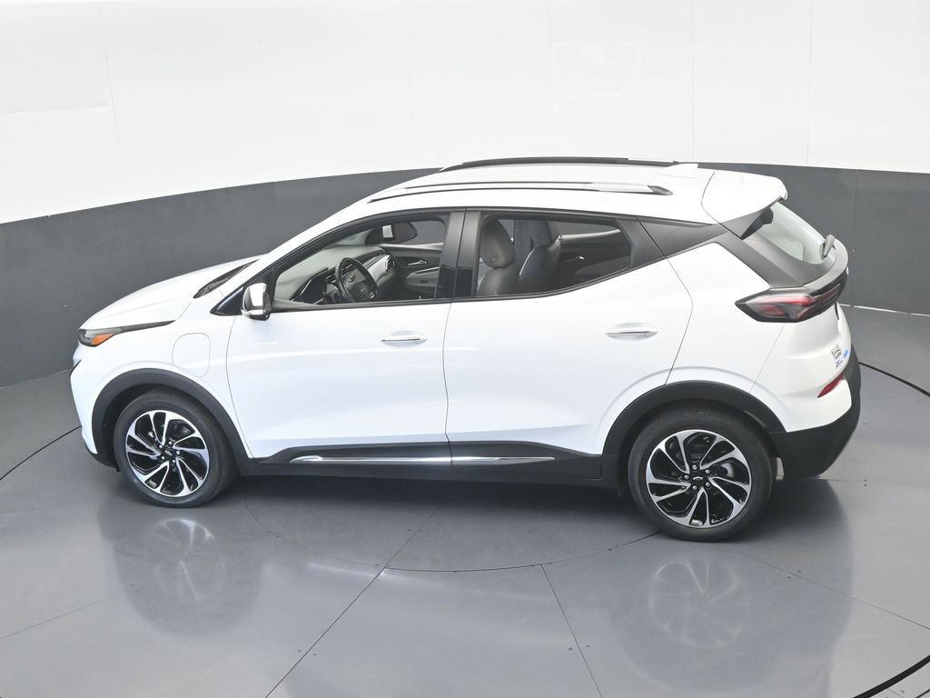 Used 2023 Chevrolet Bolt EUV Premier image 60