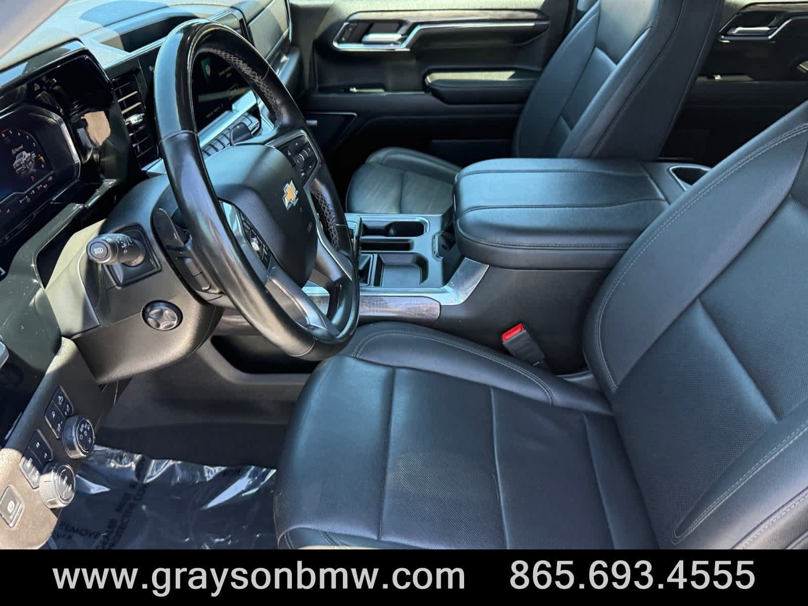 Used 2024 Chevrolet Silverado 1500 LTZ AWD/4WD image 14