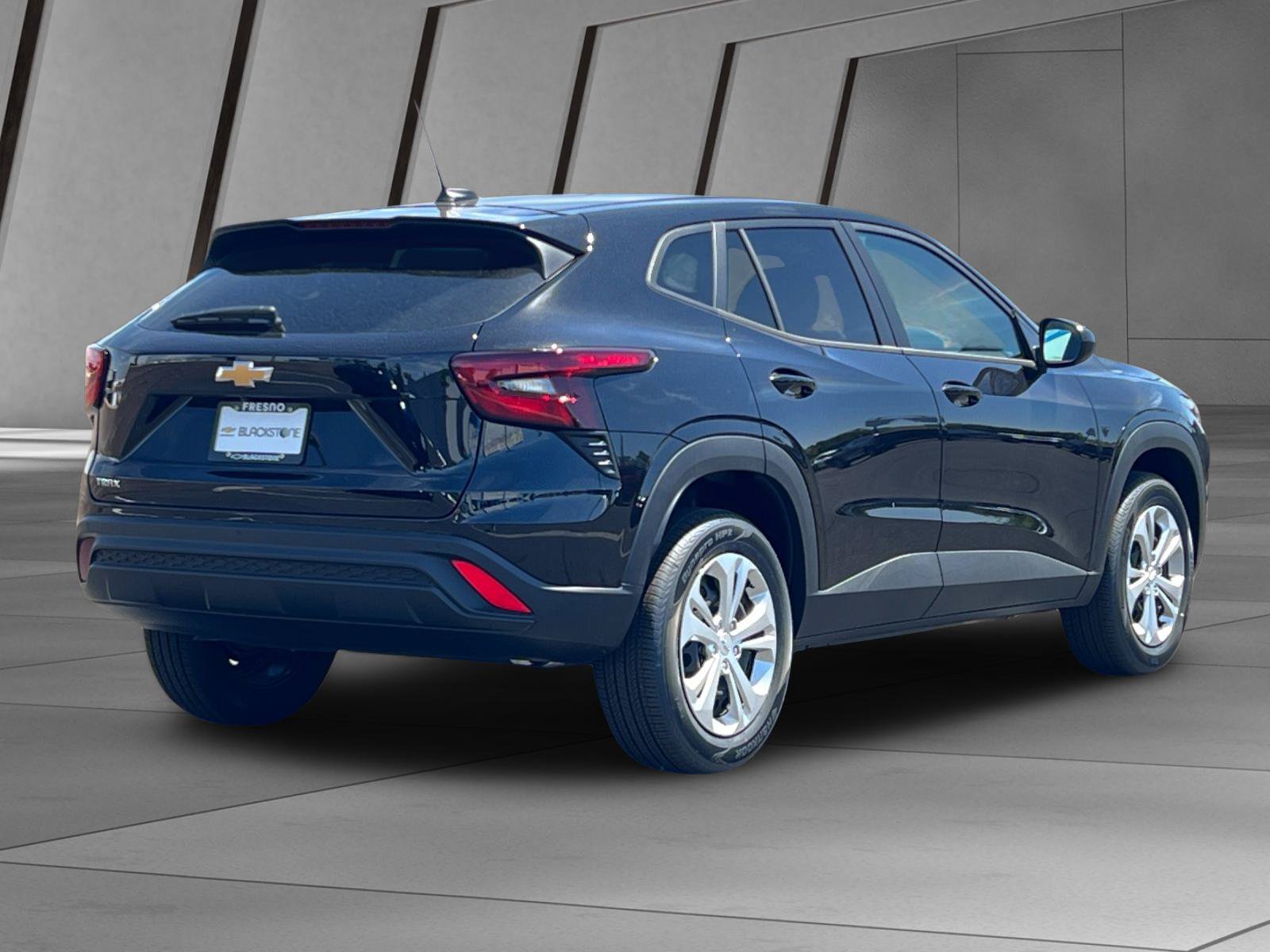 New 2026 Chevrolet Trax LS w/ Driver Confidence Package FWD image 4