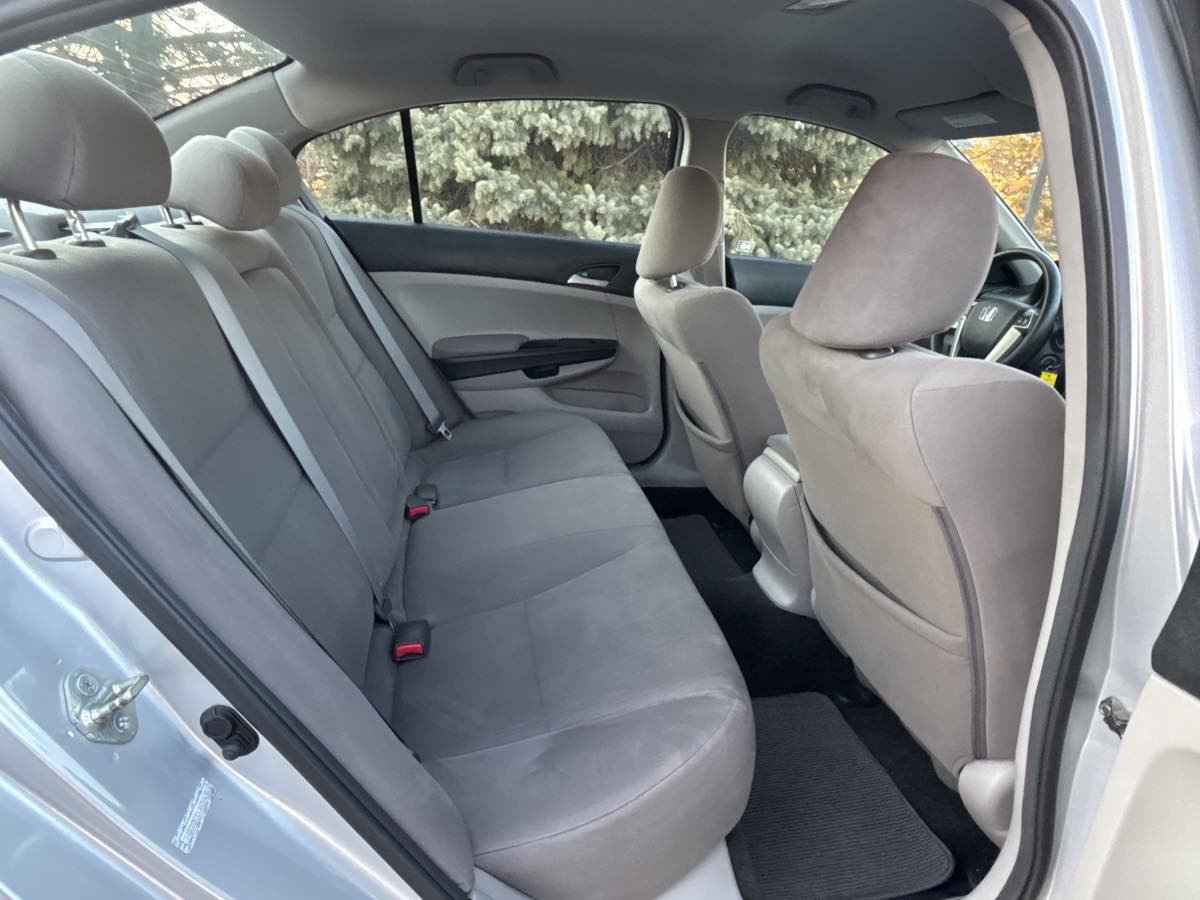Used 2012 Honda Accord LX image 11