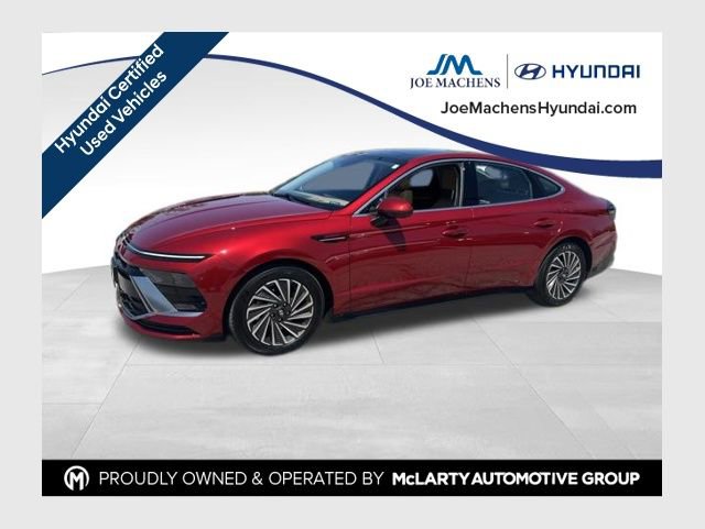 Used 2025 Hyundai Sonata Limited FWD image 1