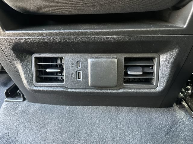 Used 2023 Chevrolet Silverado 1500 LT AWD/4WD image 19