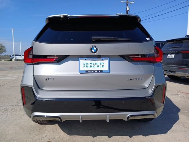 New 2026 BMW X1 xDrive28i w/ Technology Package AWD/4WD image 8