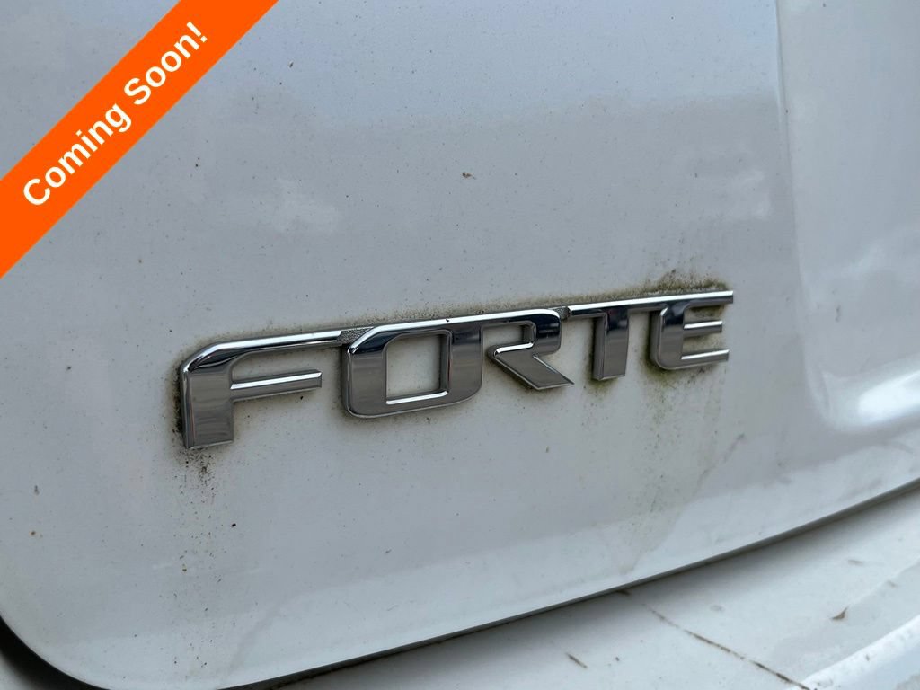 Used 2013 Kia Forte EX FWD image 9