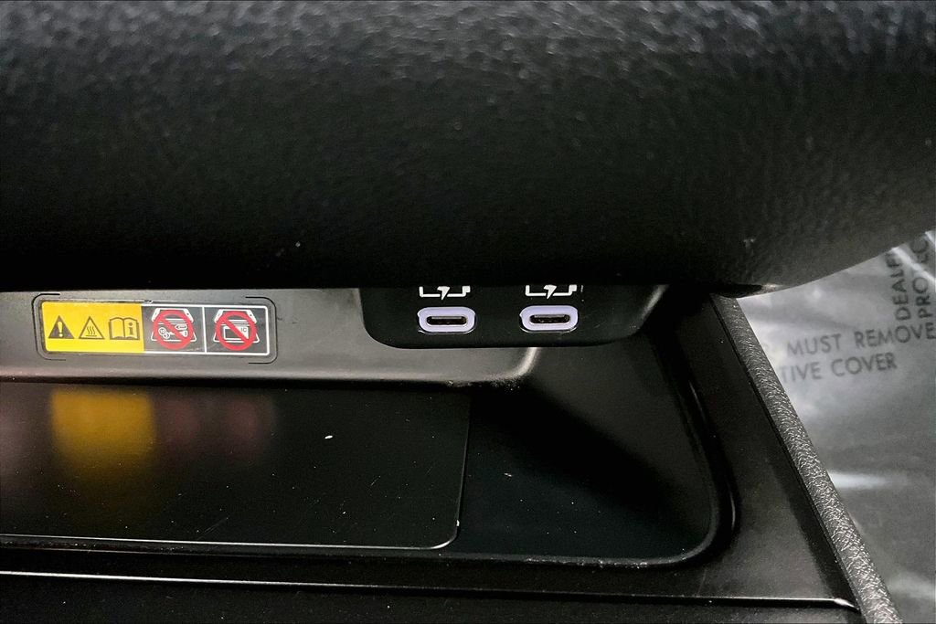 Used 2024 Lexus UX 250h FWD image 16