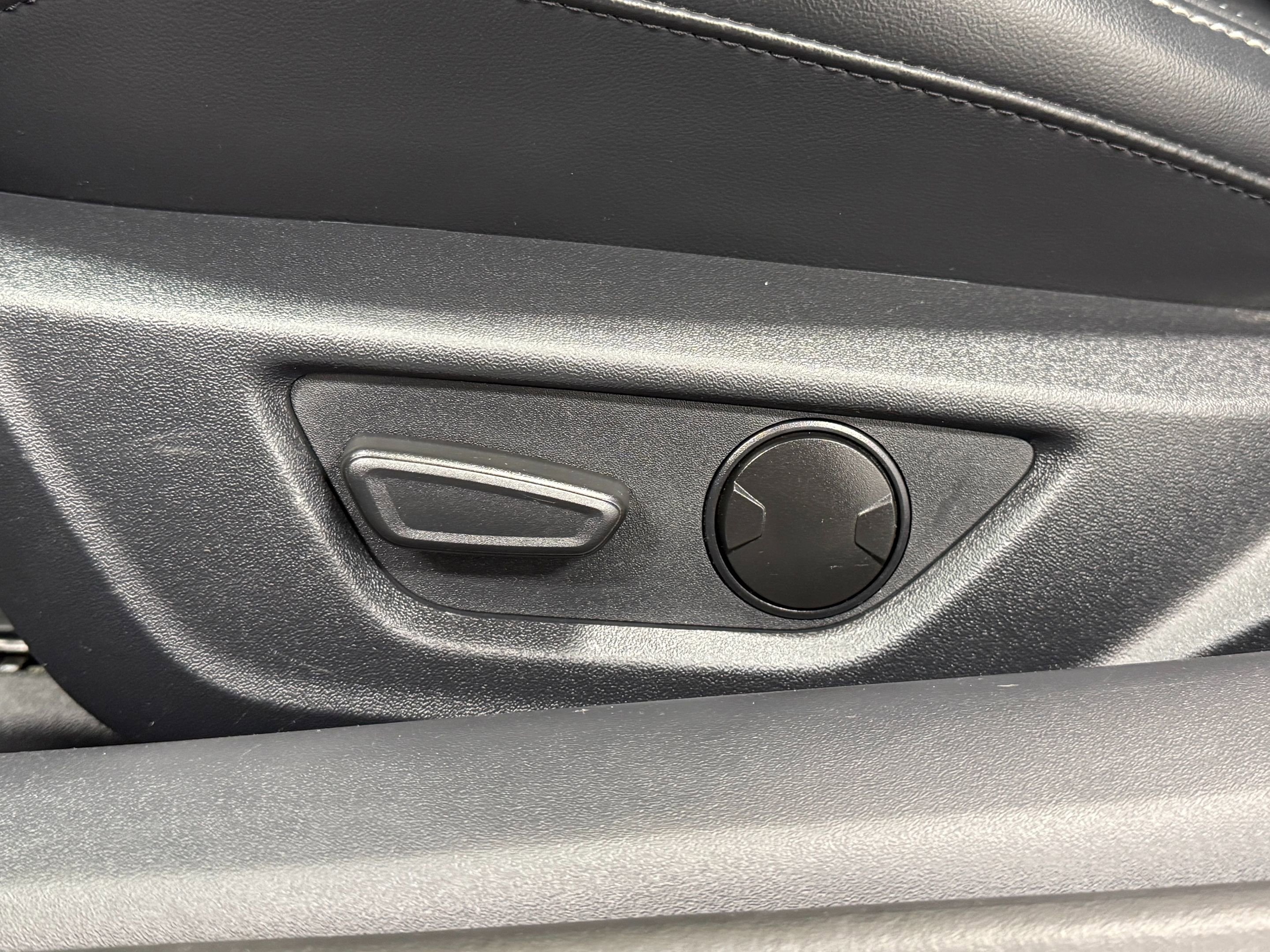 Used 2024 Ford Mustang Premium image 33