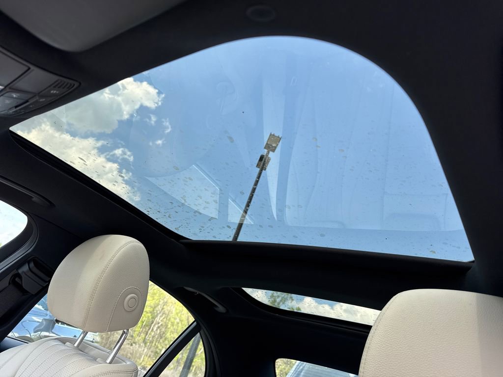 Used 2018 Mercedes-Benz E 400 4MATIC Sedan image 30