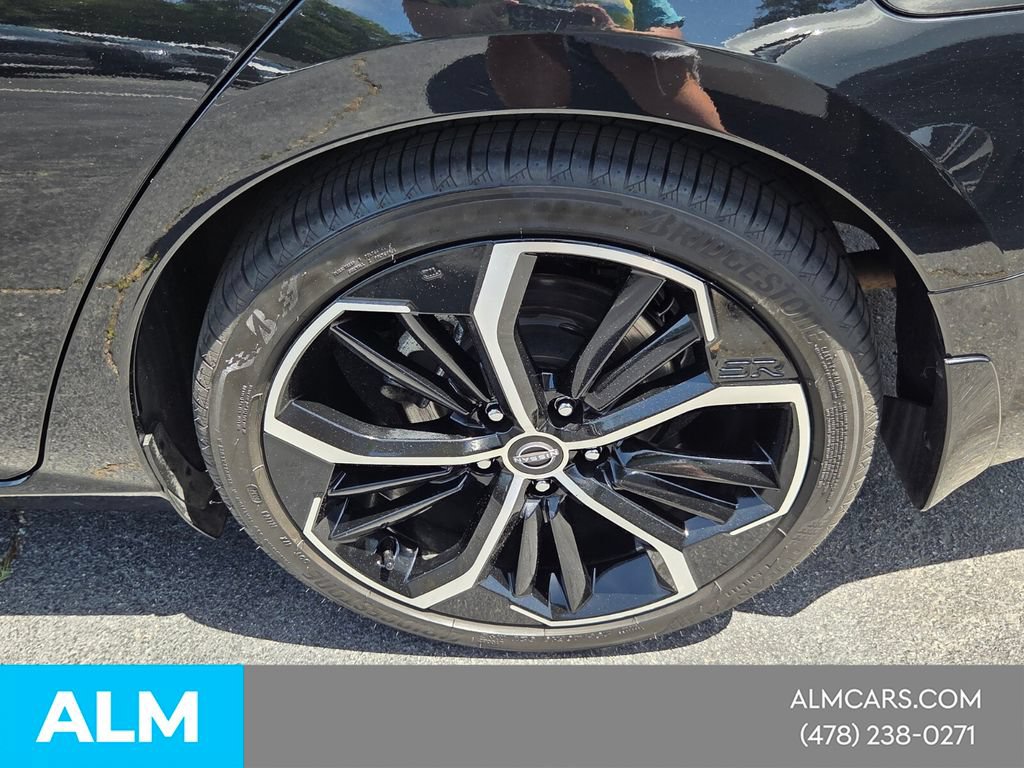 Used 2025 Nissan Altima 2.5 SR FWD image 9